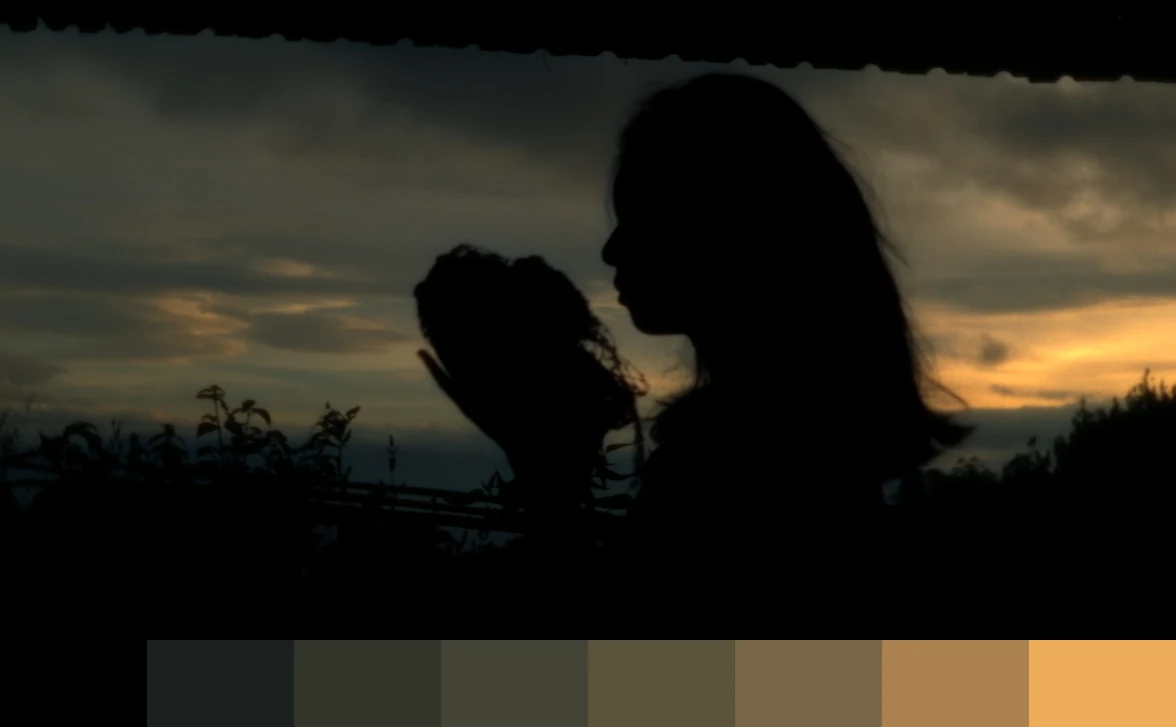 RENI TALIA Frame Palette 8